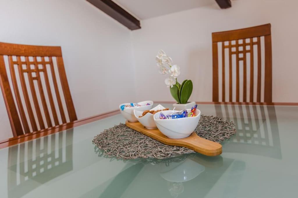 Apartment Roko - Up To 4 People With Free Parking Zadar Buitenkant foto
